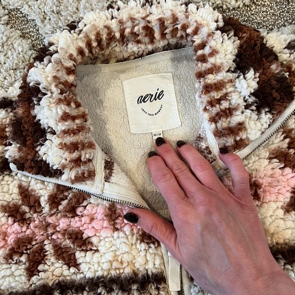 PRICE FIRM Aerie Hometown Holiday Sherpa Fleece Quarter Zip Pullover Jacket XS - Picture 2 of 4